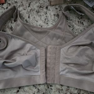 Victoria secret shape wear bra